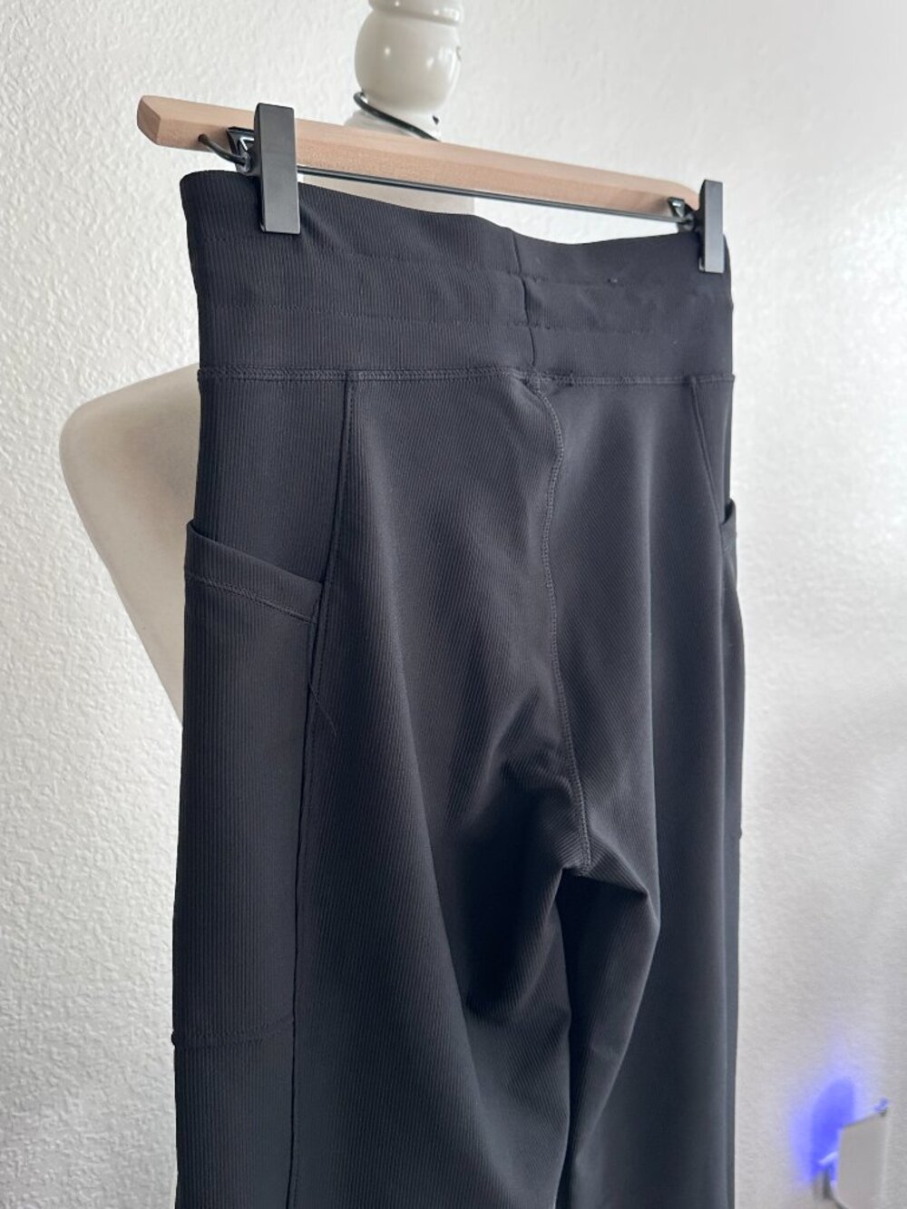 32° Cool Black Ribbed Wide Leg Pants Size Small Stretch Lounge Athleisure Pocket - Picture 7 of 9